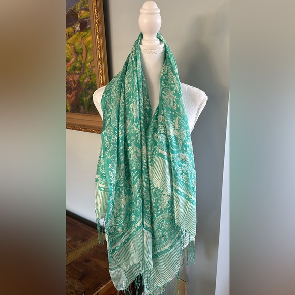 Silk scarf - Picture 3 of 3